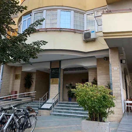 Rita In Centre Apartmán Tirana